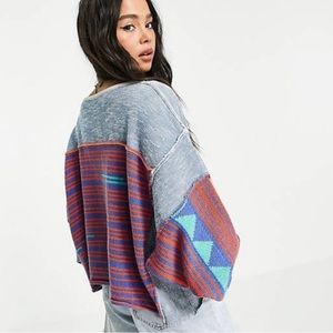 Free People love triangle crop sweater size Medium